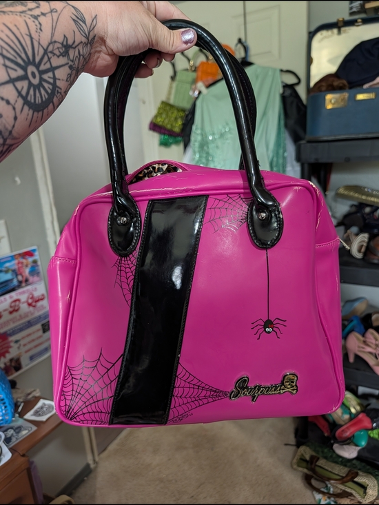 Sourpuss Handbags - Sourpuss Pinstriped Pink Spiderweb Bowler Handbag